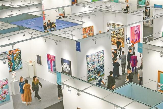 第十届“艺术深圳”昨日落幕 打造艺博会市场化运作的“深圳样本”